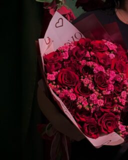 She’s holding what she hoped you'd send.
Gift her something worth all her attention 🌹
Order online terrafloralb.me or call +961 70 50 15 50