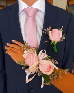The prom essential everyone forgets until the last minute 👀🌸
Reserve your matching corsage and boutonniere now and complete your look.