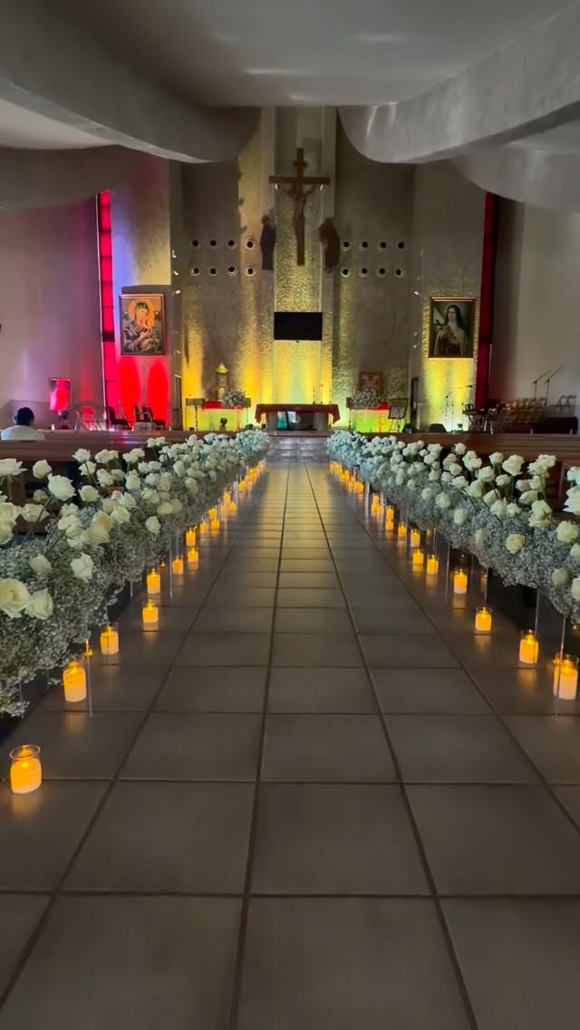 Walking down the aisle should feel like a dream 🤍✨

Still looking for wedding inspiration? Save this post and book your floral consultation today.

📞 70 50 15 50
💌 Or send us a DM