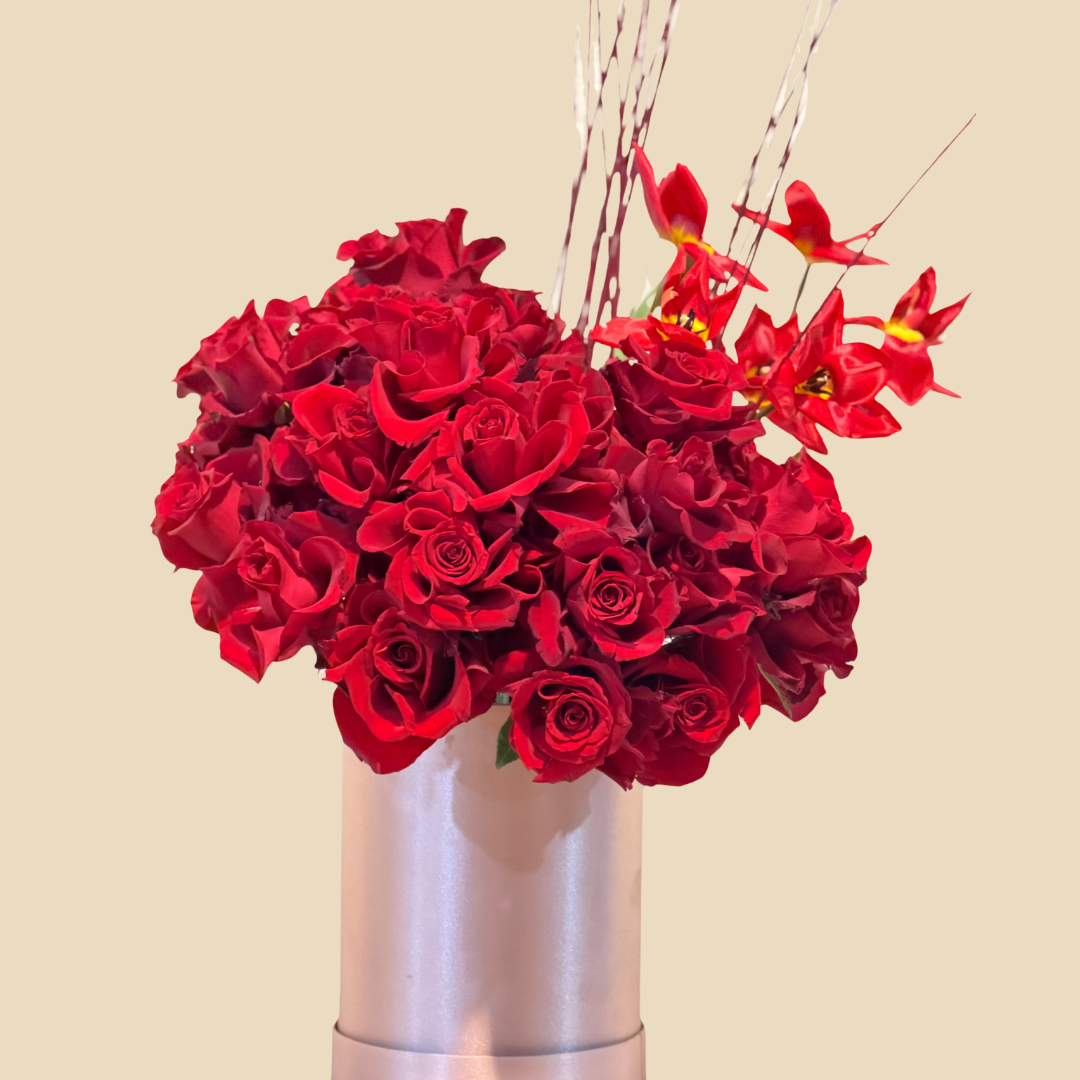 red roses and red tulips flower gift